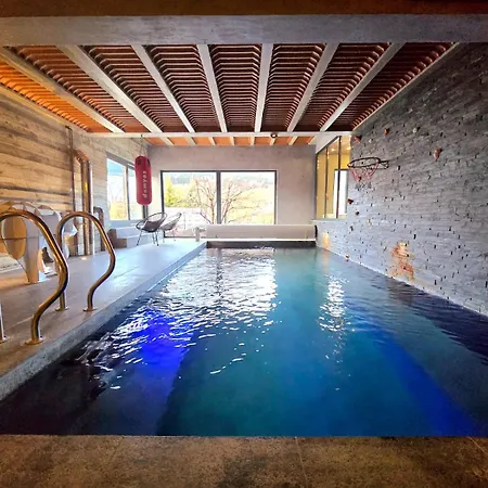 Luxury With Indoor Pool *