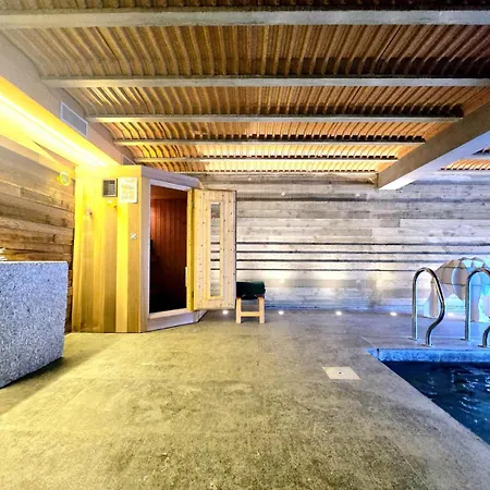 Luxury With Indoor Pool Praz-sur-Arly