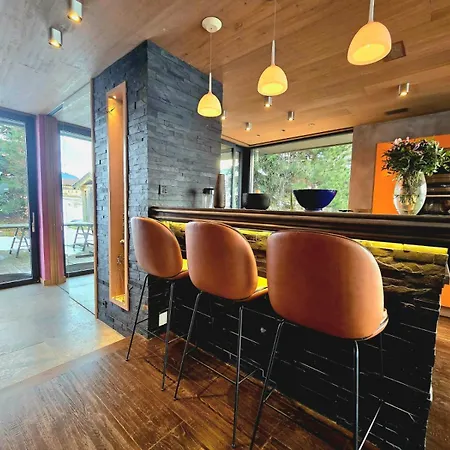 Chalet Luxury With Indoor Pool *